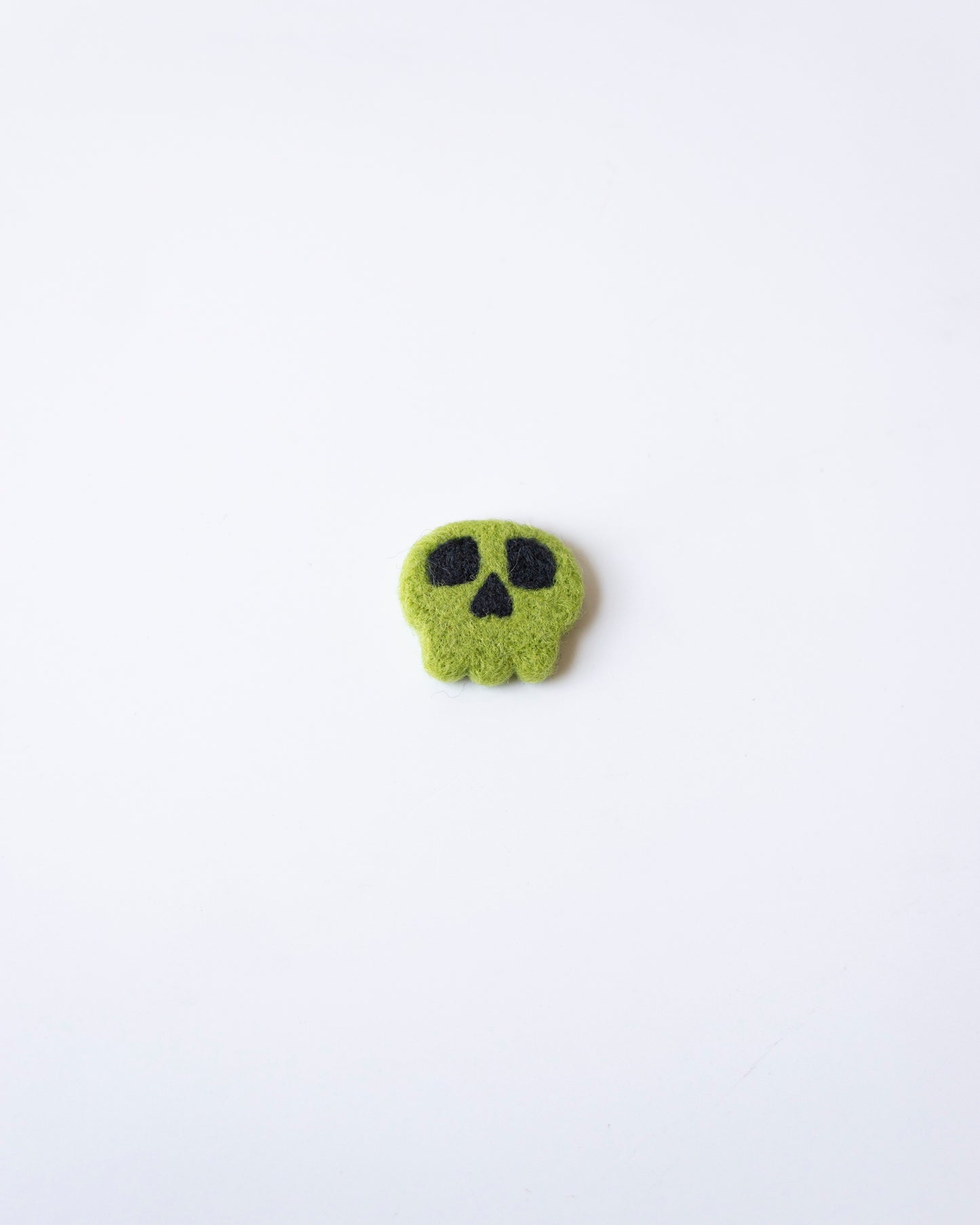 Skull Pin