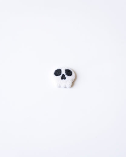 Skull Pin