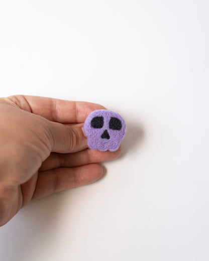 Skull Pin