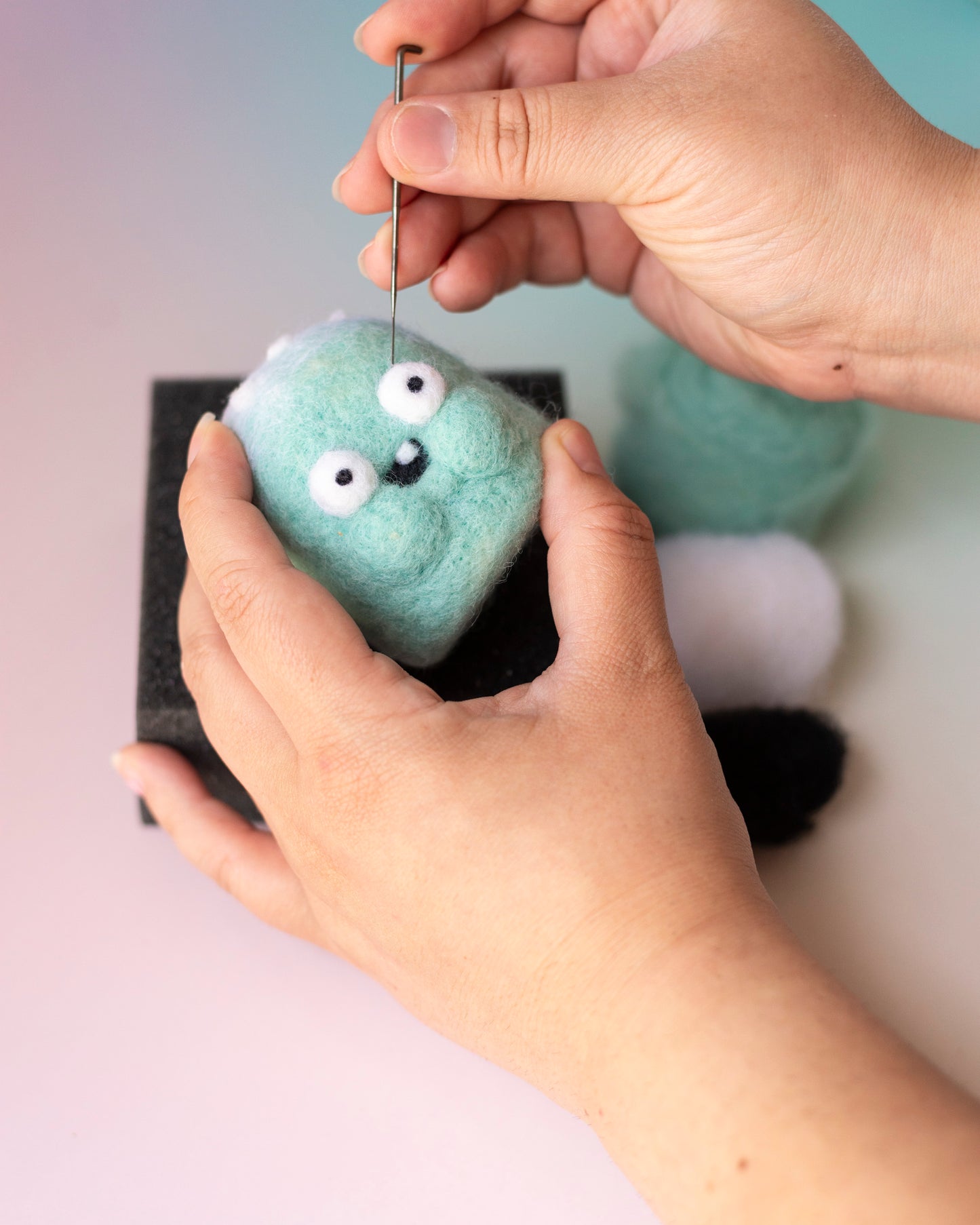 Needle Felting Workshop : Sweet Treat Ornament