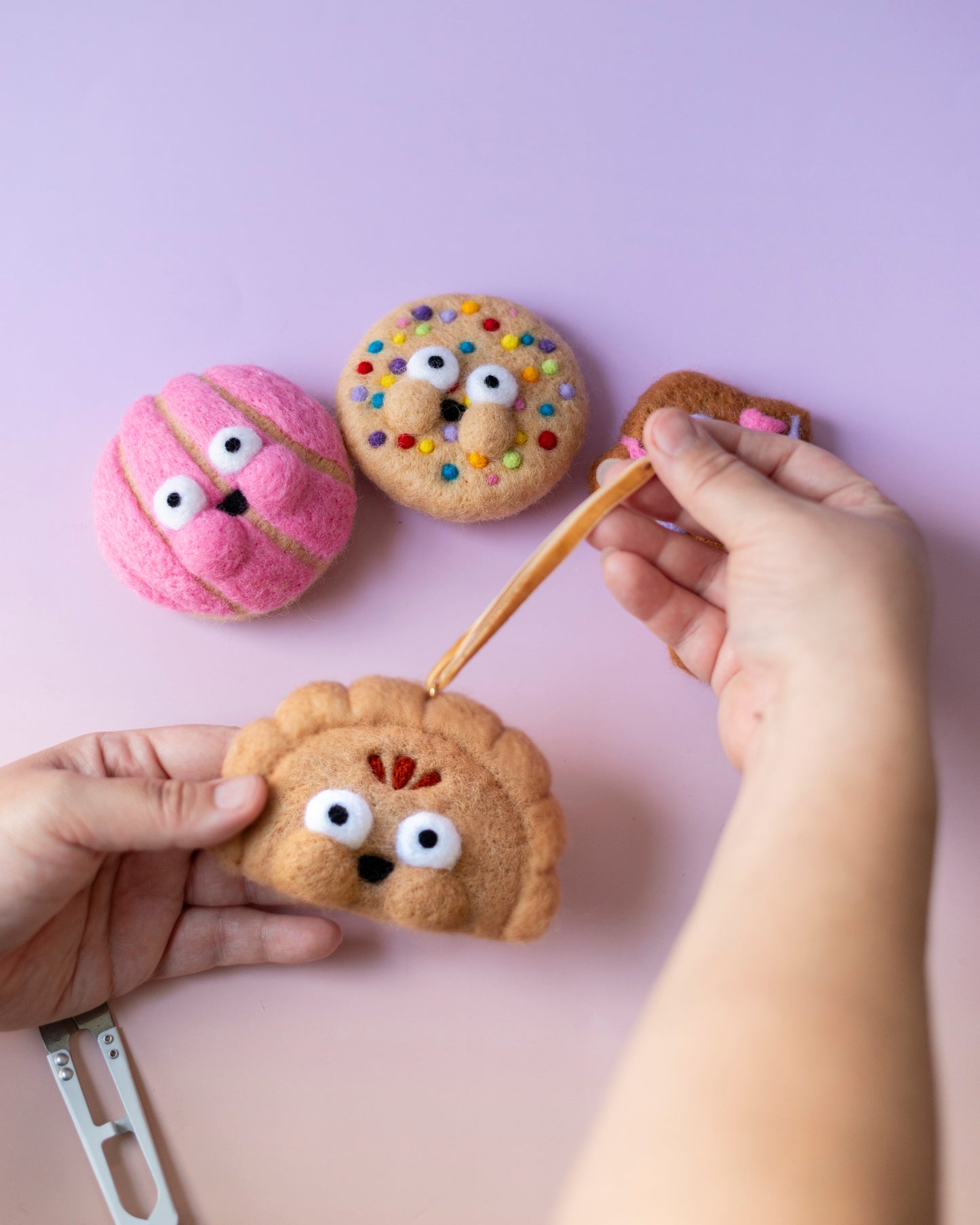 Needle Felting Workshop : Pan Dulce Ornament